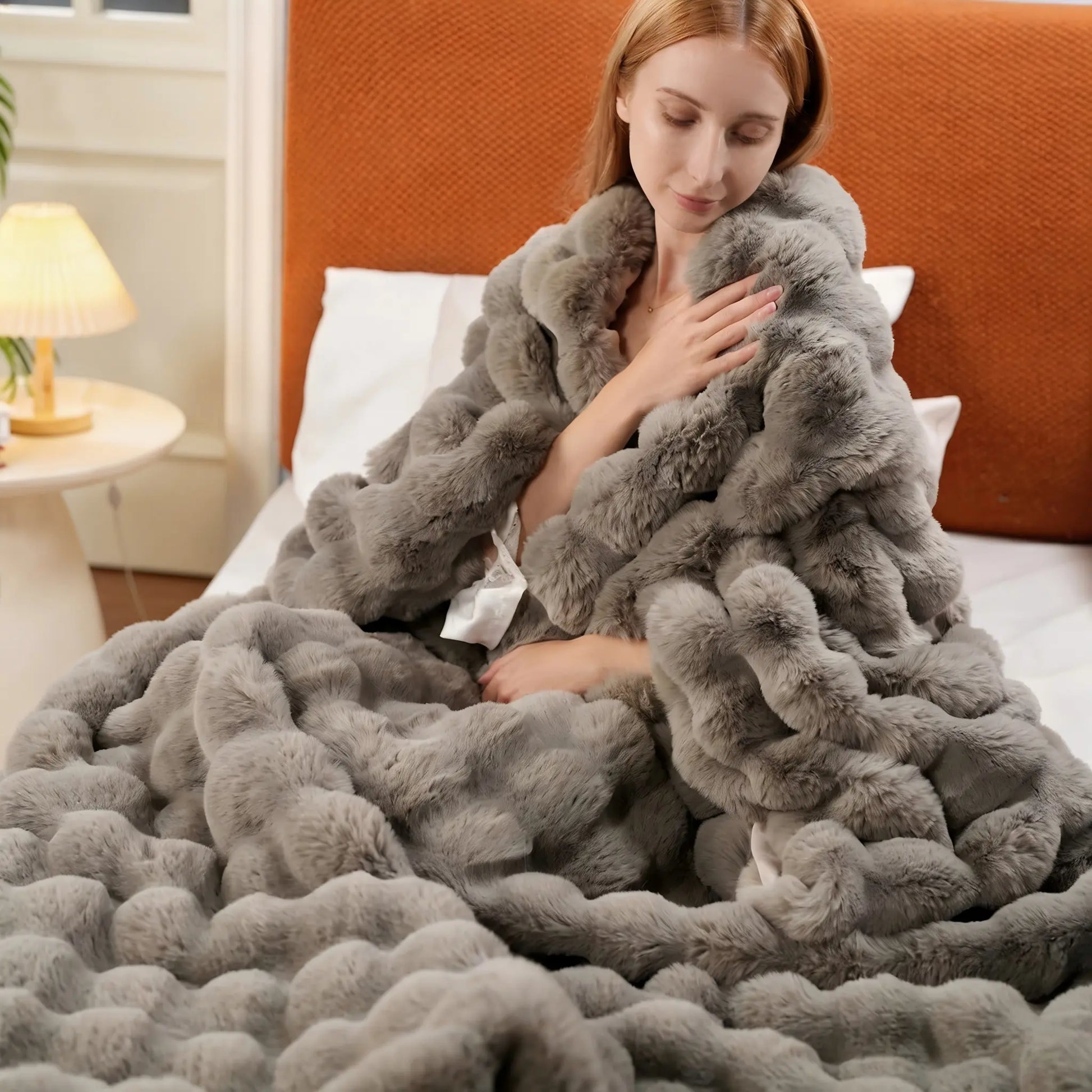 Macinso Luxury Oversized Plush Rabbit Faux Fur Throw Blanket - Super Comfort, Warm and Fluffy for Couch, Chair, Bed, and Living Room - Brown
