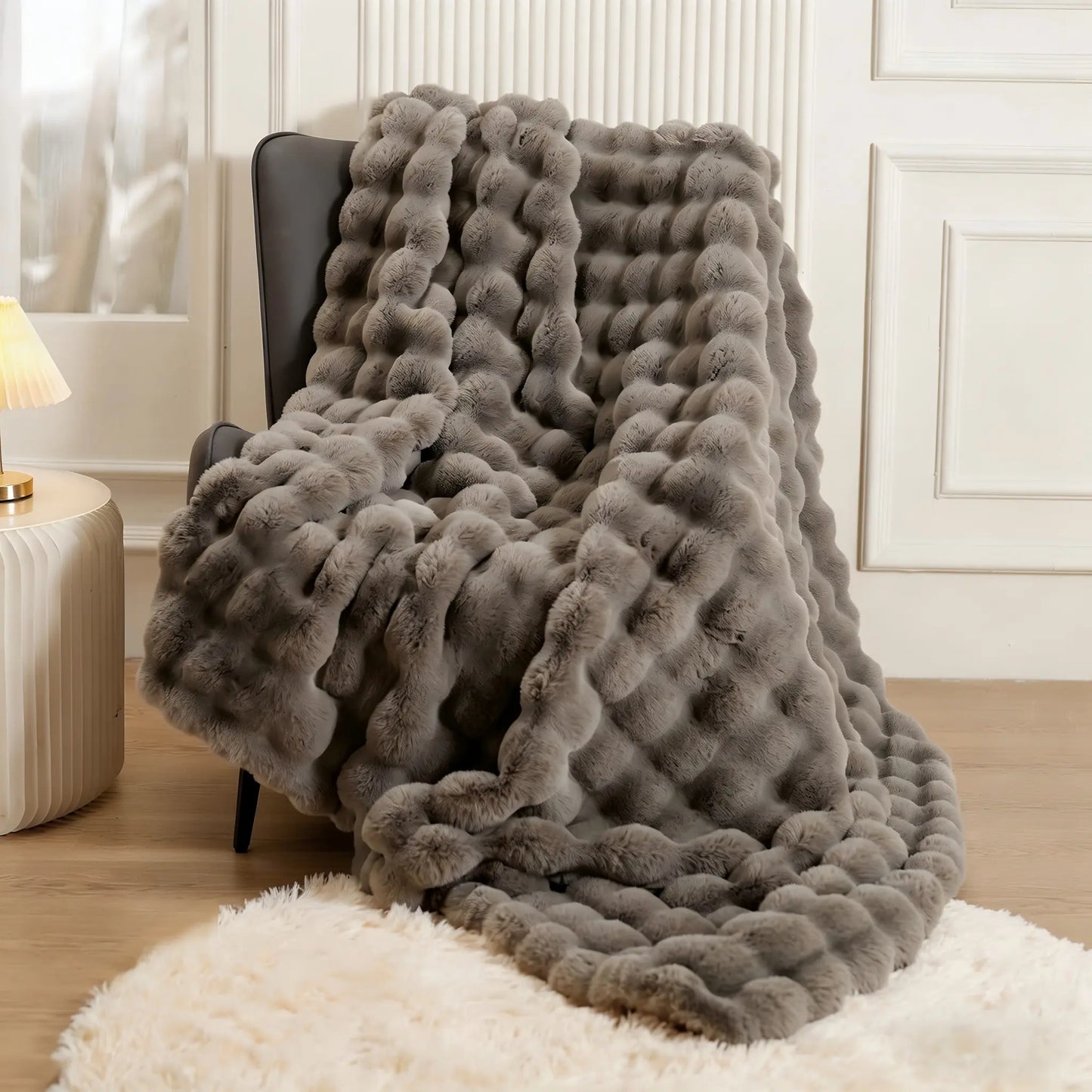 Macinso Luxury Oversized Plush Rabbit Faux Fur Throw Blanket - Super Comfort, Warm and Fluffy for Couch, Chair, Bed, and Living Room - Brown